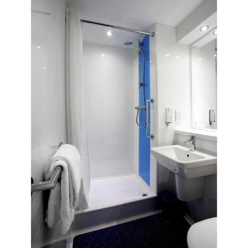 Travelodge London Richmond Central Eksteriør bilde