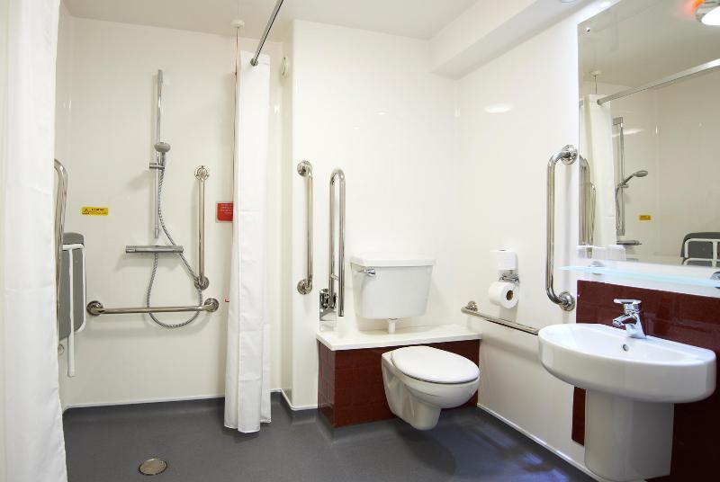 Travelodge London Richmond Central Eksteriør bilde