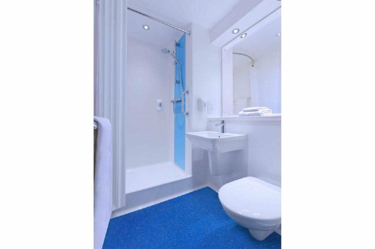Travelodge London Richmond Central Eksteriør bilde